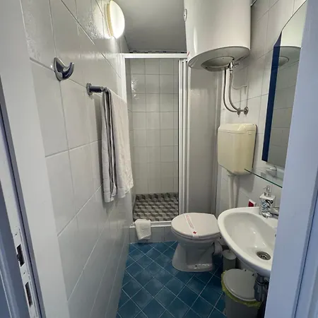 Ada Hotel 3*
